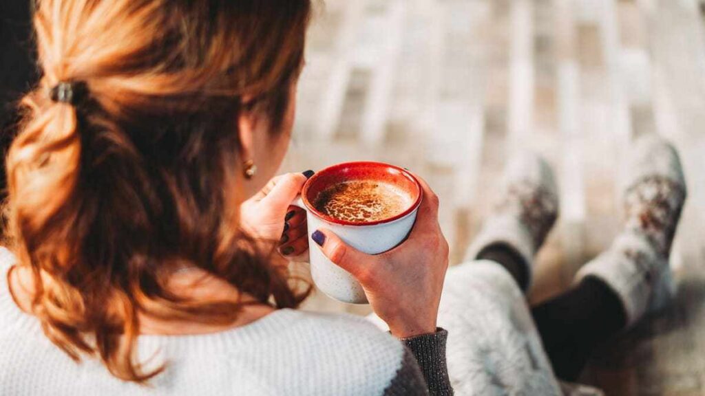 café ajuda a prevenir o mau hálito