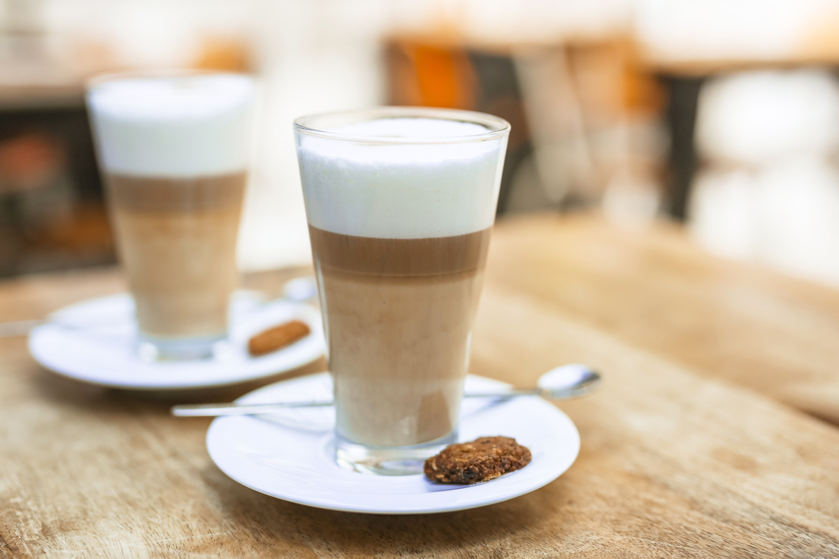Veja 13 receitas de café cremoso simples e rápidas para fazer em casa