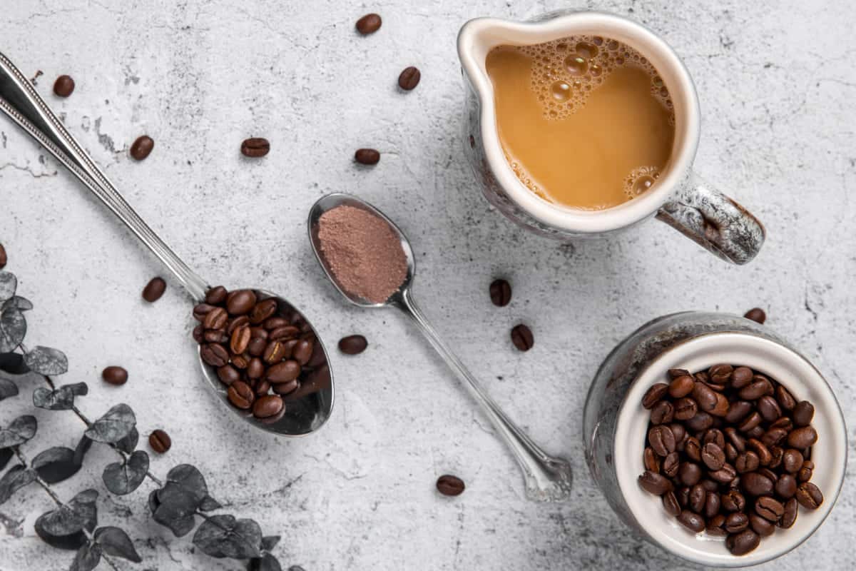 Colher de café: aprenda a usar na mesa